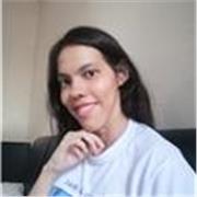 Una tutora de español que enseña español a todas las edades 