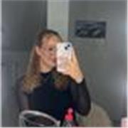 Lehrer für Deutsch als Fremdsprache. Mache gerne beides :) aber nur Home Office!