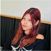 Profesora de inglés capacitada para enseñar a niños o adolescentes