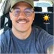 Paciente y con sentido del humor. Me enfocaré en gente con algo de nivel pero que quieran empezar a hablar con confianza.