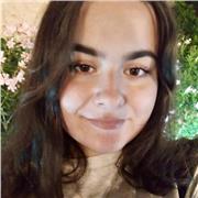 Profesora de Inglés con gran vocación por la enseñanza que busca un trabajo donde pueda crecer