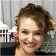 Maestra de apoyo escolar para niños de primaria y secundaria