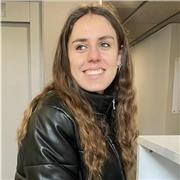 Me considero una persona muy responsable y organizada, dispuesta a dar clases a todo aquel que lo necessite.