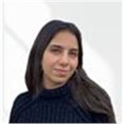 Atenta y confiable, ofrezco cuidado infantil con refuerzo escolar personalizado. Brindo acompañamiento integral con cariño y valor
