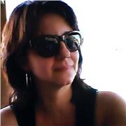 Laureata con 110/110 e con esperienza pluriennale, impartisce lezioni di latino, greco, italiano, inglese, storia e geografia