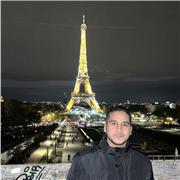 Professeur de math dans le monde de l’intégration et l’algèbre ensuite tout ce qui consiste le maths en général