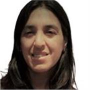 Profesora de informática imparte clases online