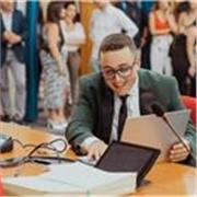 Affronta esami di economia con sicurezza grazie a lezioni mirate