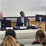 Maths lessons in London for middle and high school students of any level of ability.