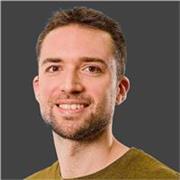 Soy un docente responsable, fresco, innovador y versátil y sobre todo muy conectado a la realidad social del presente.
