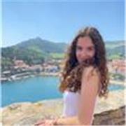 Doy clases particulares de inglés hasta los 13 años de edad. Tengo un buen nivel de inglés siempre con 10 en la asignatura . No me desplazo, las clases serían en mi domicilio, estoy en zona Palma de Gandía y Ador(si vives por esa zona me podría desplazar)