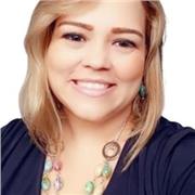 Soy comunicadora social con habilidades en la expresión oral y escrita, manejo de públicos y persuasión en ventas. Mi metodología es práctica y de buenos resultados