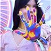 Soy Arquitecto con años de experiencia en arte e ilustración, me encanta ver cómo el arte llena el corazón de adultos y niños