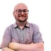 Aiuto le persone e gruppi a migliorare la comunicazione interna e la collaborazione tra team  