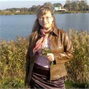 Englischlehrer mit mit 20 -jähriger Erfahrung bietet Englisch-Privatunterricht.