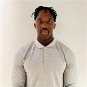 English Language Tutor helping students build clarity, confidence, and strong communication skills