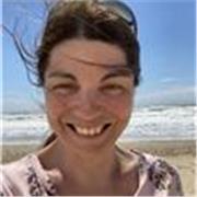 Autrice bilingue français-allemand propose cours d’allemand adaptés à votre niveau avec une approche claire et sans stress.