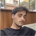 Kendimi öğrenen biri olarak tanımlarım bu sayede de öğretebiliceğimi düşünüyorum. Yazılım alanda çocukları eğitebilirim.