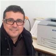 avec plus de 25 ans d'expérience, Docteur en Microbiologie,  Professeur universitaire, donne cours de Biologie cellulaire 