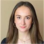 Profesora de inglés, y materias de economía para niveles de bachillerato e inferiores.