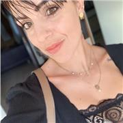 Laureata in lingue e culture moderne impartisce lezioni di Italiano per ragazzi stranieri di lingua inglese