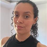 Profesora titulada con experiencia en refuerzos escolares para primaria y enseñanza de español para extranjeros.