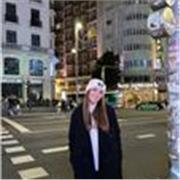 Profesora de matemáticas y física y química, para nivel de ESO