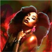 Bonjour, je m’appelle Énaé, je suis chanteuse professionnelle dans un style R&B soul