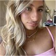 Ragazza offre ripetizioni di inglese per bambini che frequentano scuole elementari o medie