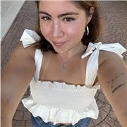 Soy una chica estudiante,actualmente  cursando el grado de relaciones internacionales. Me considero una persona: responsable, puntual, autosuficiente, Disciplinada, hábil