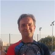 Enrenador Italiano para clases de tenis individulaws y do los niveles principiantes hasta alta competición... Coaching y entreno fisivo