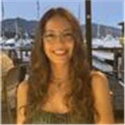 Ayant une licence en langues étrangères appliquées j’aimerai donner des cours pour partager mon savoir et passion pour l’anglais