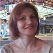 Profesora de ingles imparte clases de ingles para alumnos a partir de ESO