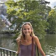 Profesora de Filosofía, Historia e Inglés (B2 y C1)