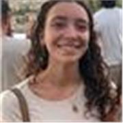 Soy una estudiante universitaria. Me encanta explicar y ayudar a personas de todos los niveles