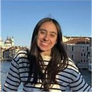 Soy estudiante de Fisio + CAFyD y me encanta trabajar con niños. Puedo ayudar a niños en educación Primaria o ESO. Materias varias