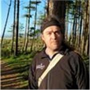 I am a native English speaker offering individually tailored lessons
