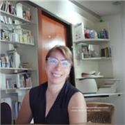 ¡Hola! Soy tu próximo English Coach¿Cansado de clases de inglés que te dan sueño? ¡Yo también! 😴➡️😍 Mi misión es simple: hacer q
