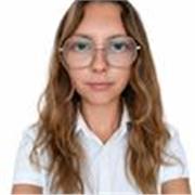 Soy una excelente estudiante de 2° de bachillerato con una media alta en la ESO puedo trabajar con niños y adolescentes.