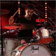 Musicista con esperienza offre lezioni di batteria in presenza per principianti