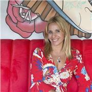 Ayudo a personas que están comenzando en el mundo del diseño de interiores a llevar a cabo sus propios proyectos de interiorismo