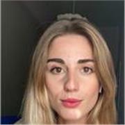 Laureata magistrale in lingue, letterature e filologie euroamericane