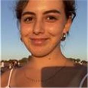 Profesora de Inglés (C1) , Historia, Matemáticas aplicadas a las ciencias sociales en todo tengo media de 9. en Madrid. 