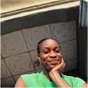 I give private lessons to people who intends to learn English for the first time 