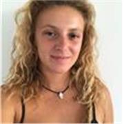 Offro lezioni private di italiano, inteso come grammatica e letteratura a bambini delle elementari, medie e superiori.
I offer Italian lessons, grammar, and literature.