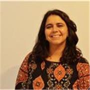 Maestra de español en línea con experiencia en adolescentes y adultos