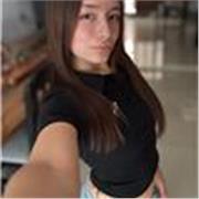 Profesora de enseñanza de idiomas, desde niños hasta adultos