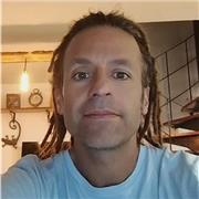 Soy profesor de Física y Química en un Instituto público. Actualmente imparto clases en 3°ESO y 1°Batxillerato