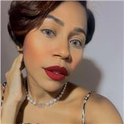 El profesor imparte clases para personas de todas las edades