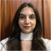 Estudiante universitaria, con titulación de ESO, bachillerato y título de inglés B2